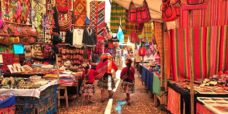 Pisaq Market Textile