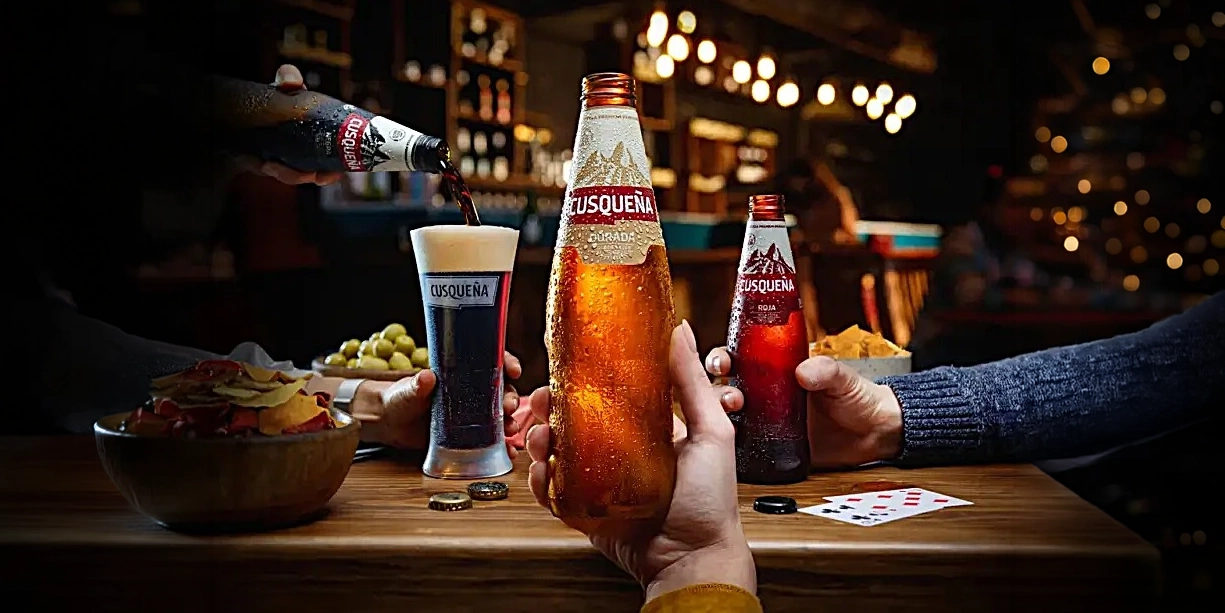 Sample of the different types of Cusqueña beer, in different containers and presentations.