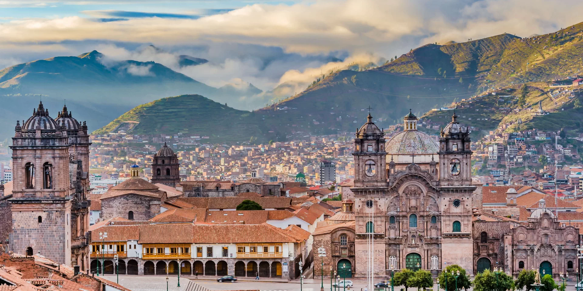 Churchs Cusco Main Square | Xtreme Tourbulencia