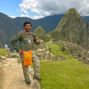 Juan Huillca - Tour guide