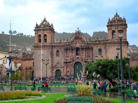 The Cusco Cathedral and colonial balconies at the Plaza de Armas main square.