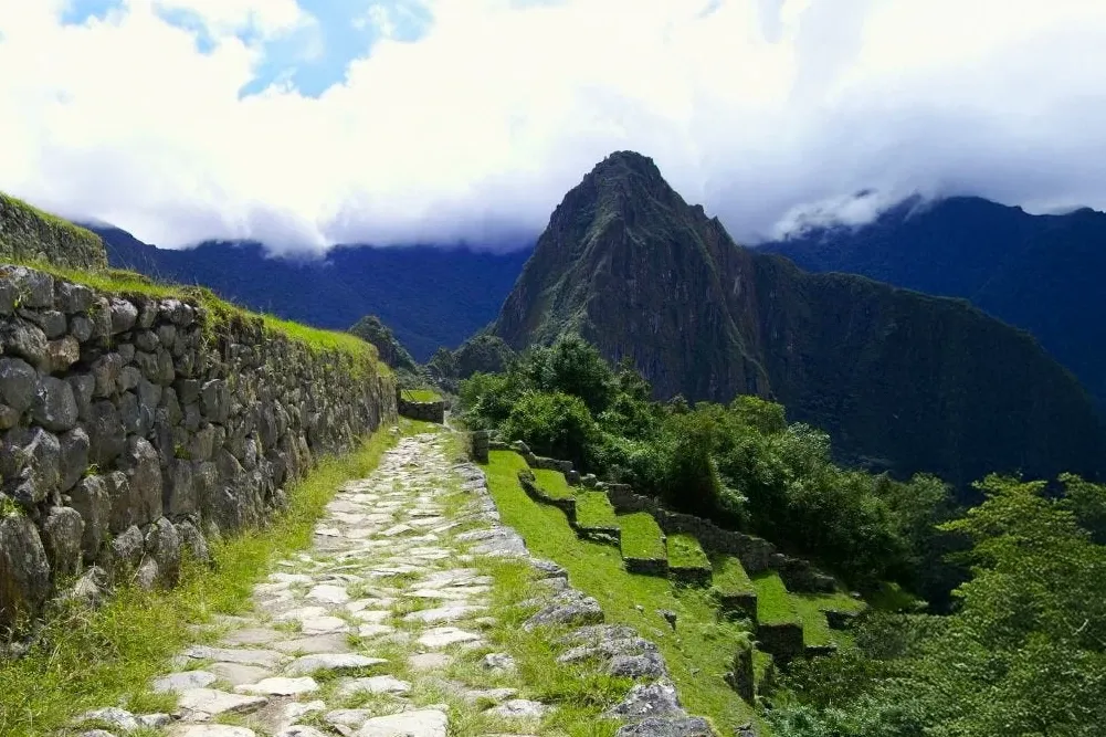 A perspective of the Inca Trail path looking toward Machu Picchu.