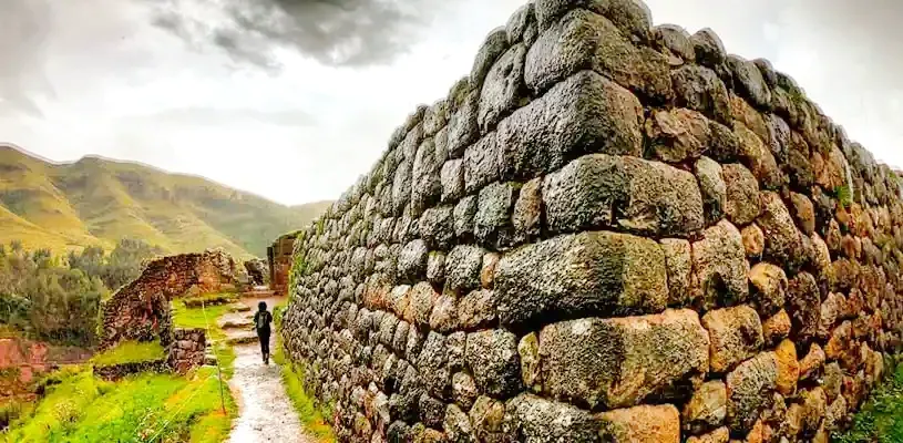 Close-up of the ancient stone masonry at Puca Pucara fortress.